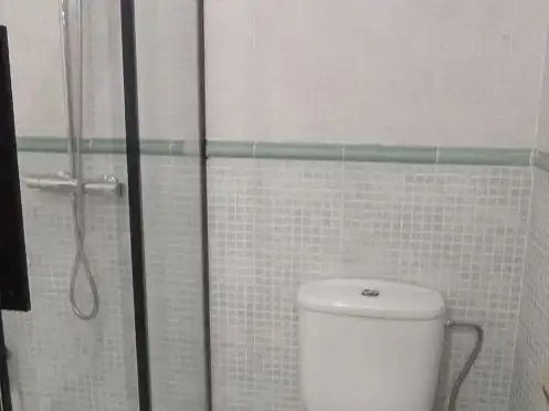 Pis en venda a Villafranca del Castillo Bany de Pis en venda en Villanueva de la Cañada amb Aire condicionat i Piscina