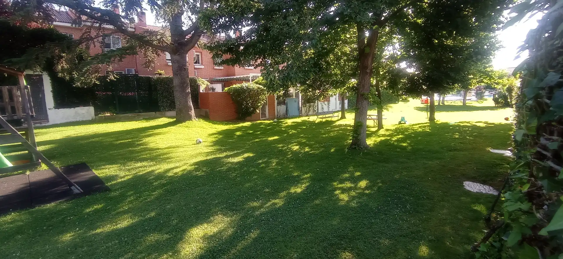 Pis en venda a Villafranca del Castillo Jardí de Pis en venda en Villanueva de la Cañada amb Aire condicionat i Piscina