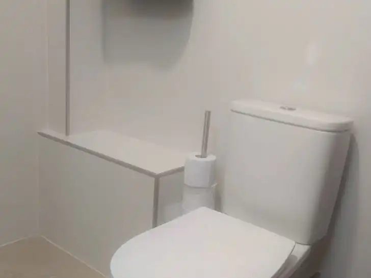 Planta baja de alquiler en Calle de La Solana de Opañel, 24, Opañel Baño de Planta baja de alquiler en Madrid con Calefacción, Parquet y Amueblado
