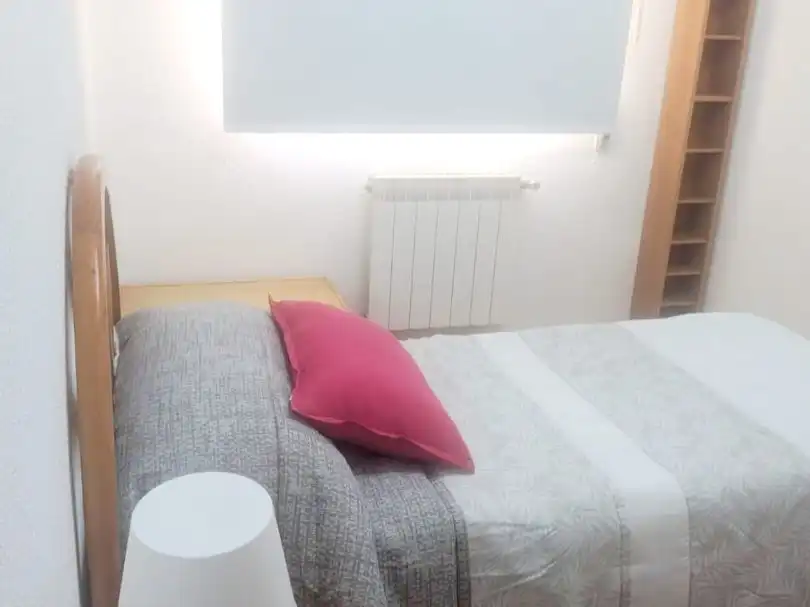 Planta baja de alquiler en Calle de La Solana de Opañel, 24, Opañel Habitación de Planta baja de alquiler en Madrid con Calefacción, Parquet y Amueblado