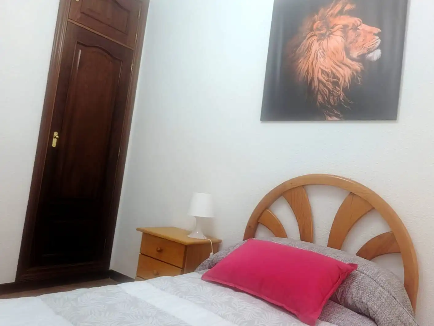 Planta baja de alquiler en Calle de La Solana de Opañel, 24, Opañel Habitación de Planta baja de alquiler en Madrid con Calefacción, Parquet y Amueblado