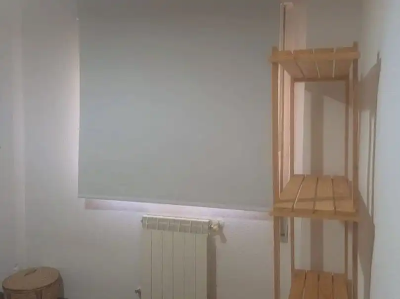 Planta baja de alquiler en Calle de La Solana de Opañel, 24, Opañel Habitación de Planta baja de alquiler en Madrid con Calefacción, Parquet y Amueblado