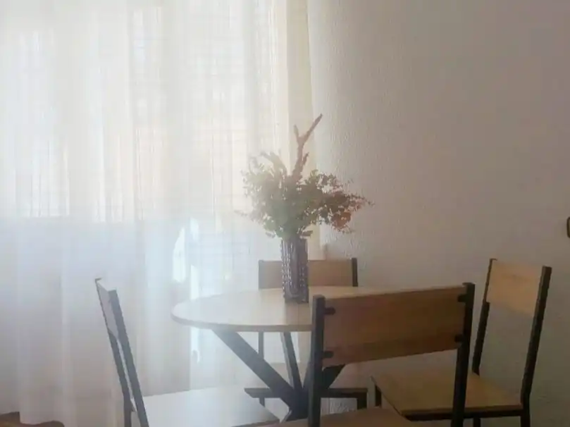Planta baja de alquiler en Calle de La Solana de Opañel, 24, Opañel Comedor de Planta baja de alquiler en Madrid con Calefacción, Parquet y Amueblado