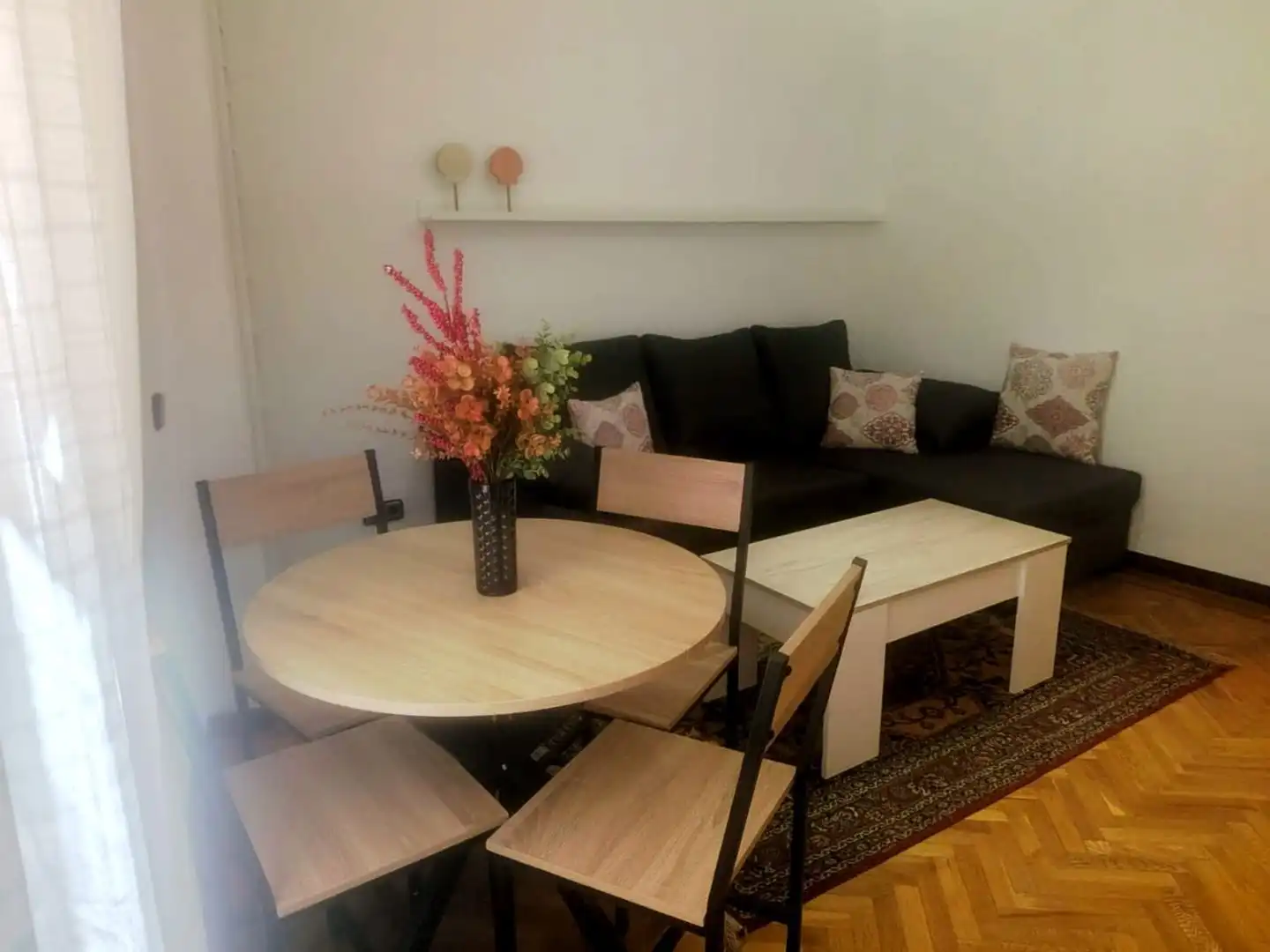 Planta baja de alquiler en Calle de La Solana de Opañel, 24, Opañel Comedor de Planta baja de alquiler en Madrid con Calefacción, Parquet y Amueblado
