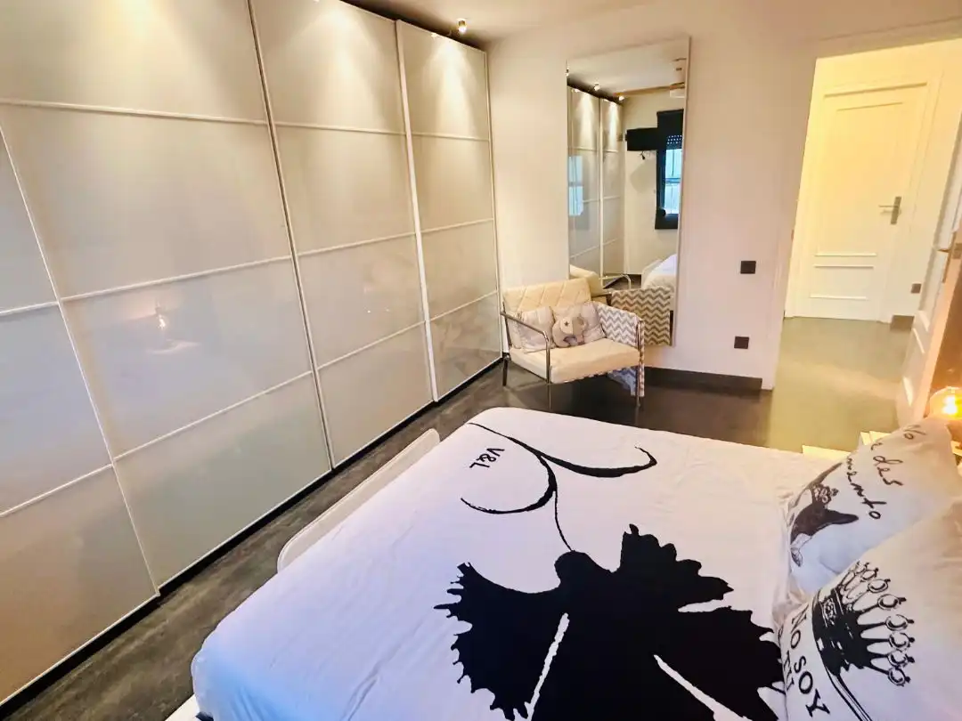 Casa adosada en venta en Carrer Mestre Serrano, 48, Benimuslem Habitación de Casa adosada en venta en Benimuslem con Aire acondicionado, Parquet y Terraza