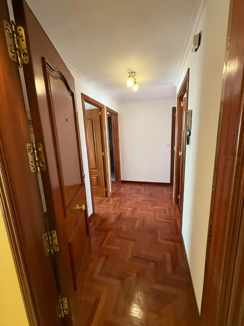 Flat for sale in Avenida de Ramón Nieto, 125, Lavadores Flat for sale in Vigo with Terrace and Balcony