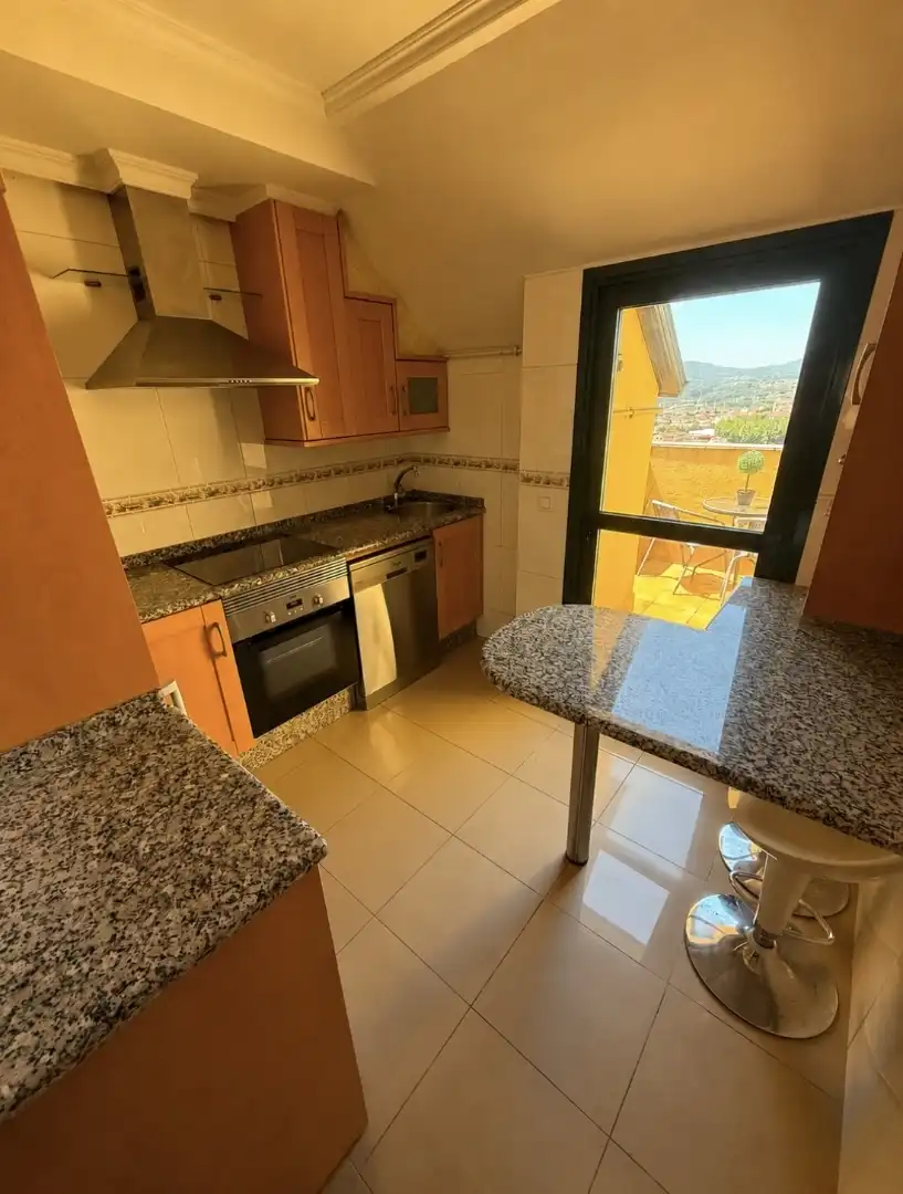 Flat for sale in Avenida de Ramón Nieto, 125, Lavadores Kitchen of Flat for sale in Vigo with Terrace and Balcony