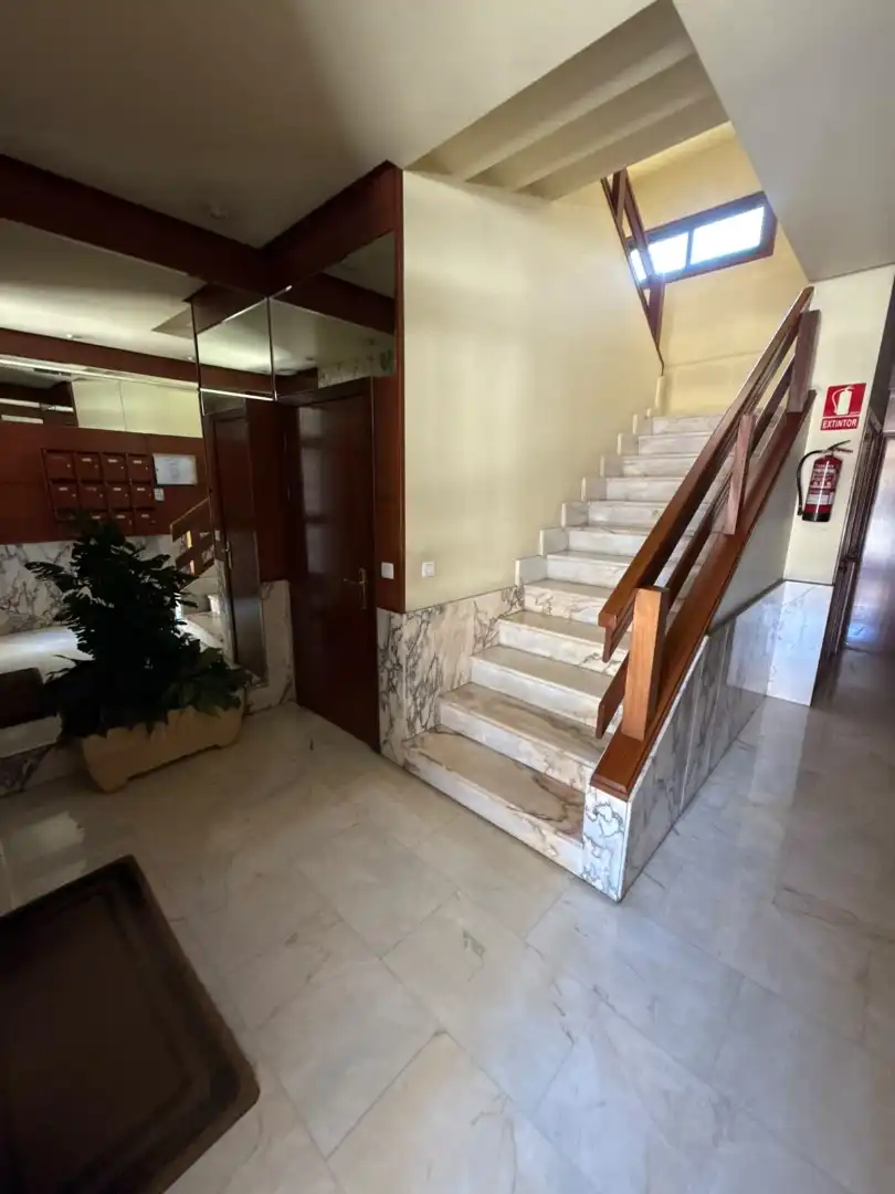 Flat for sale in Avenida de Ramón Nieto, 125, Lavadores Flat for sale in Vigo with Terrace and Balcony