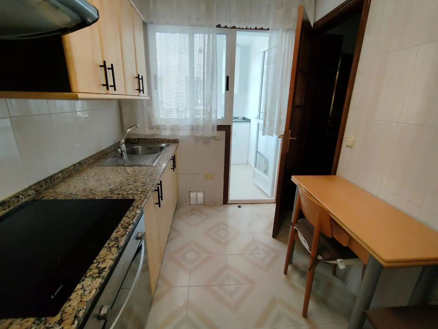 Flat for rent in Rúa Panasqueira, 5, O Milladoiro Kitchen of Flat for rent in Ames with Heating, Parquet flooring and Furnished