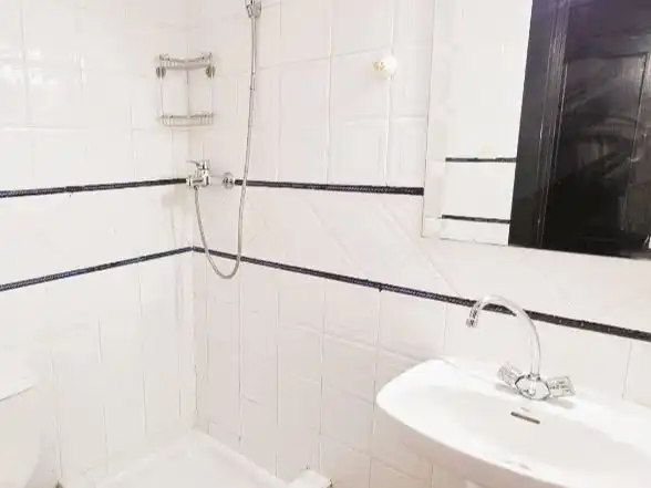 Study for sale in Calle Miami, 1, La Carihuela - Los Nidos Bathroom of Study for sale in Torremolinos with Air Conditioner and Swimming Pool