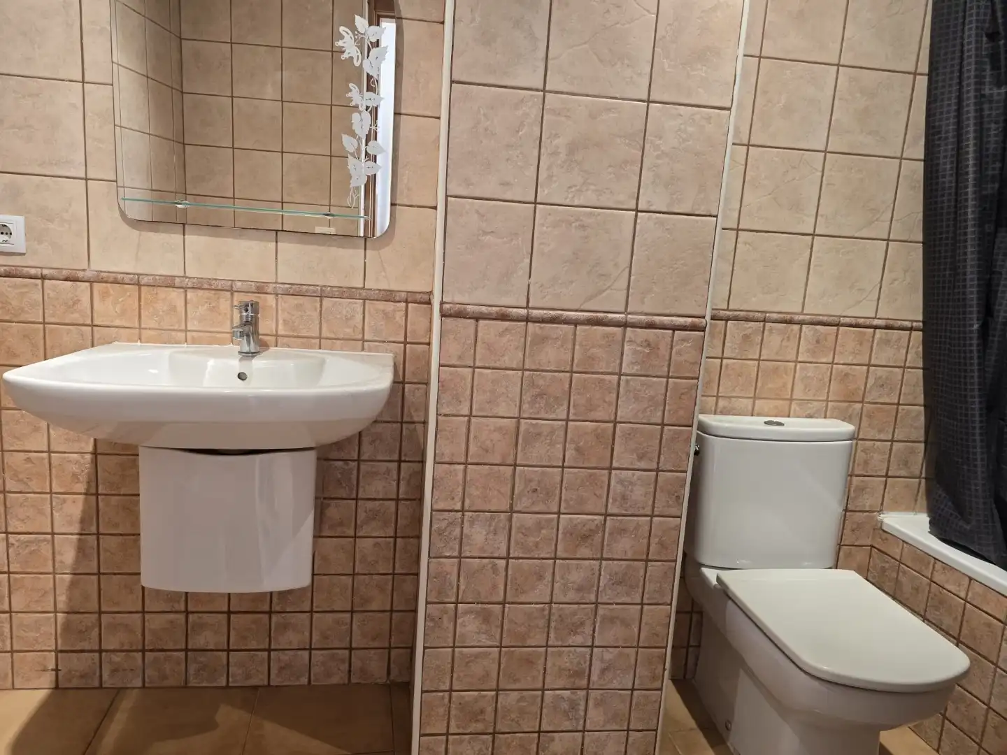 Pis de lloguer a Avinguda de Sagi Barba, 33, Casco urbano Bany de Pis de lloguer en Polop amb Moblat, Forn i Rentadora