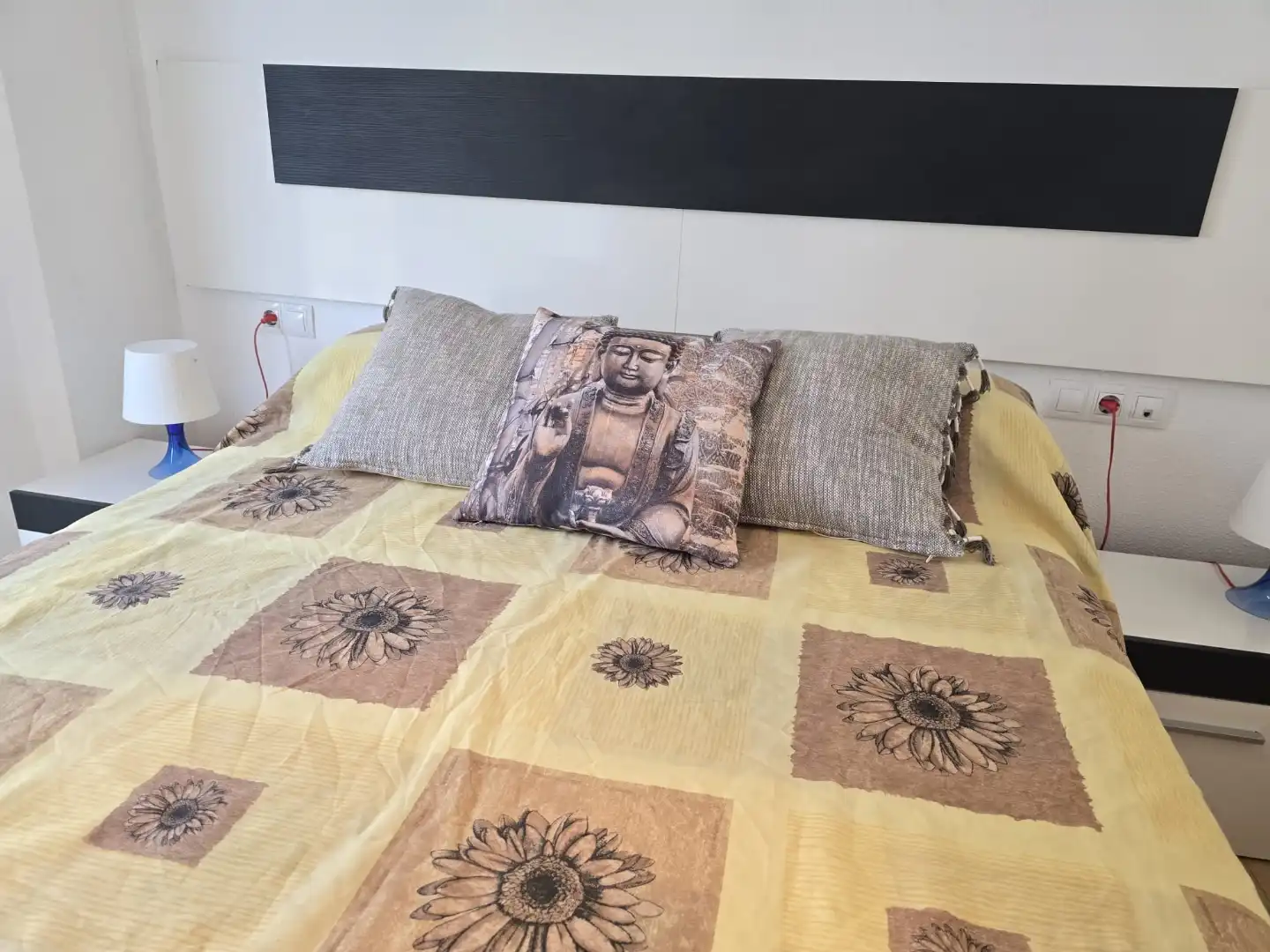 Pis de lloguer a Avinguda de Sagi Barba, 33, Casco urbano Dormitori de Pis de lloguer en Polop amb Moblat, Forn i Rentadora