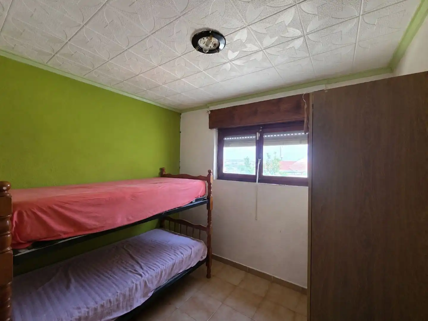 Apartamento en venta en Calle Castaño, 453, Zona Carrefour - Urbanizaciones Habitación de Apartamento en venta en Torrevieja con Terraza y Balcón