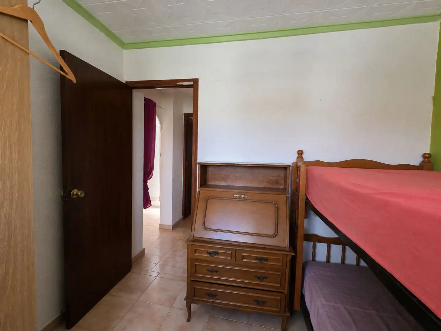 Apartamento en venta en Calle Castaño, 453, Zona Carrefour - Urbanizaciones Habitación de Apartamento en venta en Torrevieja con Terraza y Balcón
