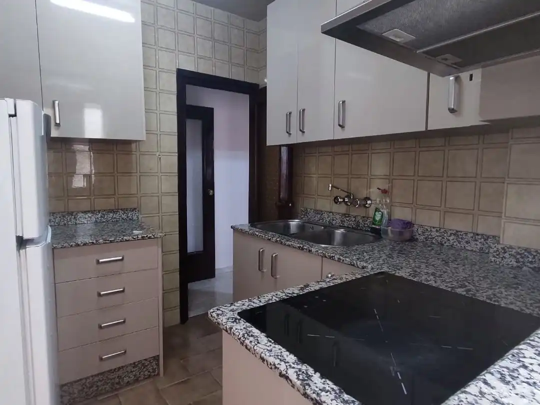 Flat for rent in Calle Demetrio Spínola, 12, Rosaleda - Juventud Kitchen of Flat for rent in Granada with Air Conditioner, Terrace and Furnished