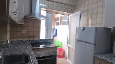 Photo 5 of Flat for rent in Calle Demetrio Spínola, 12, Rosaleda - Juventud, Granada Capital