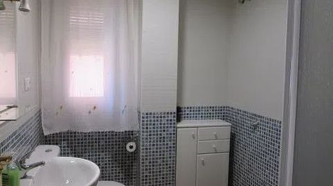 Foto 3 de Piso de alquiler en Calle Demetrio Spínola, 12, Rosaleda - Juventud, Granada Capital