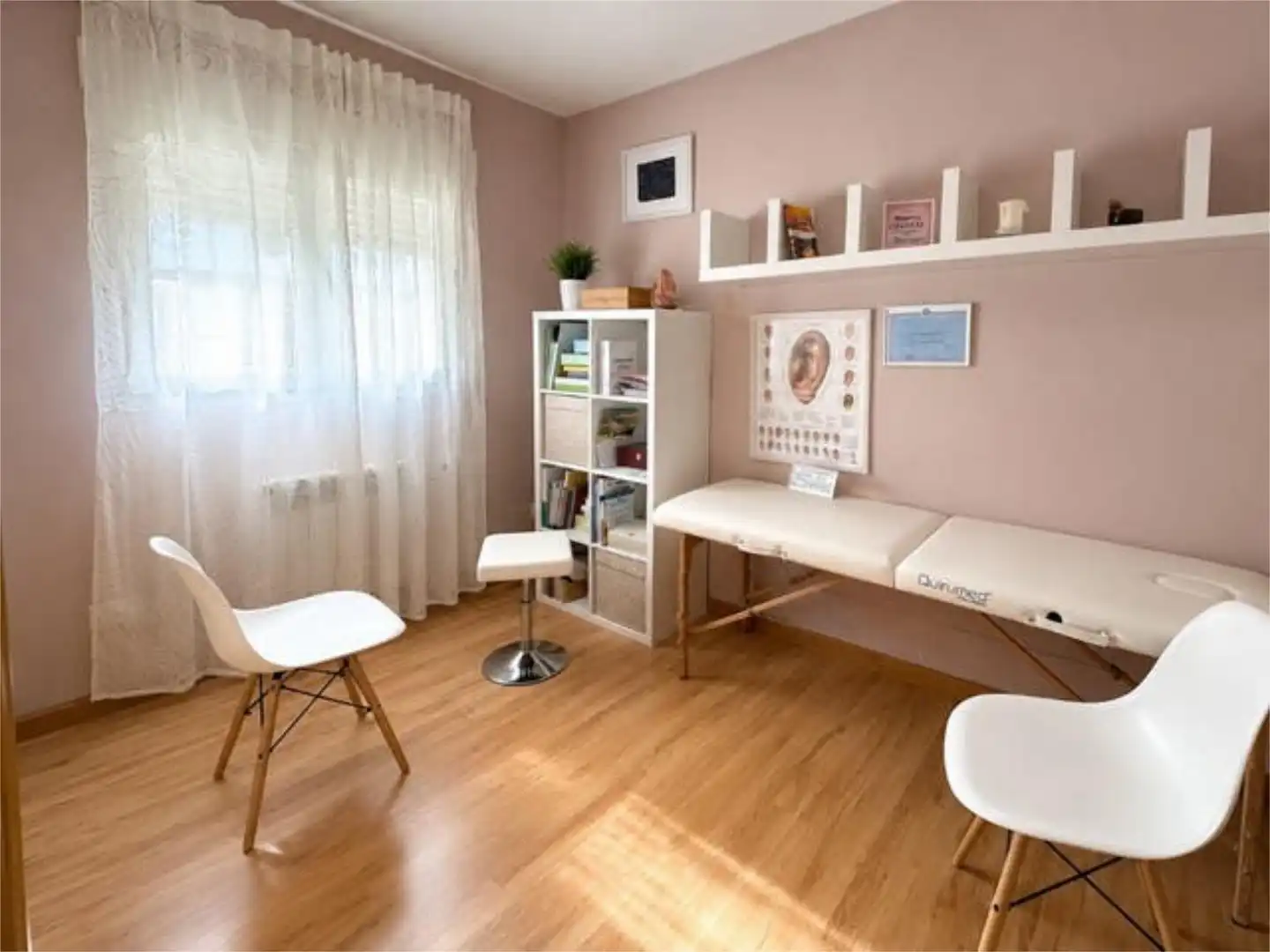 Casa adosada en venta en Encinillas Habitación de Casa adosada en venta en Encinillas con Calefacción, Terraza y Trastero