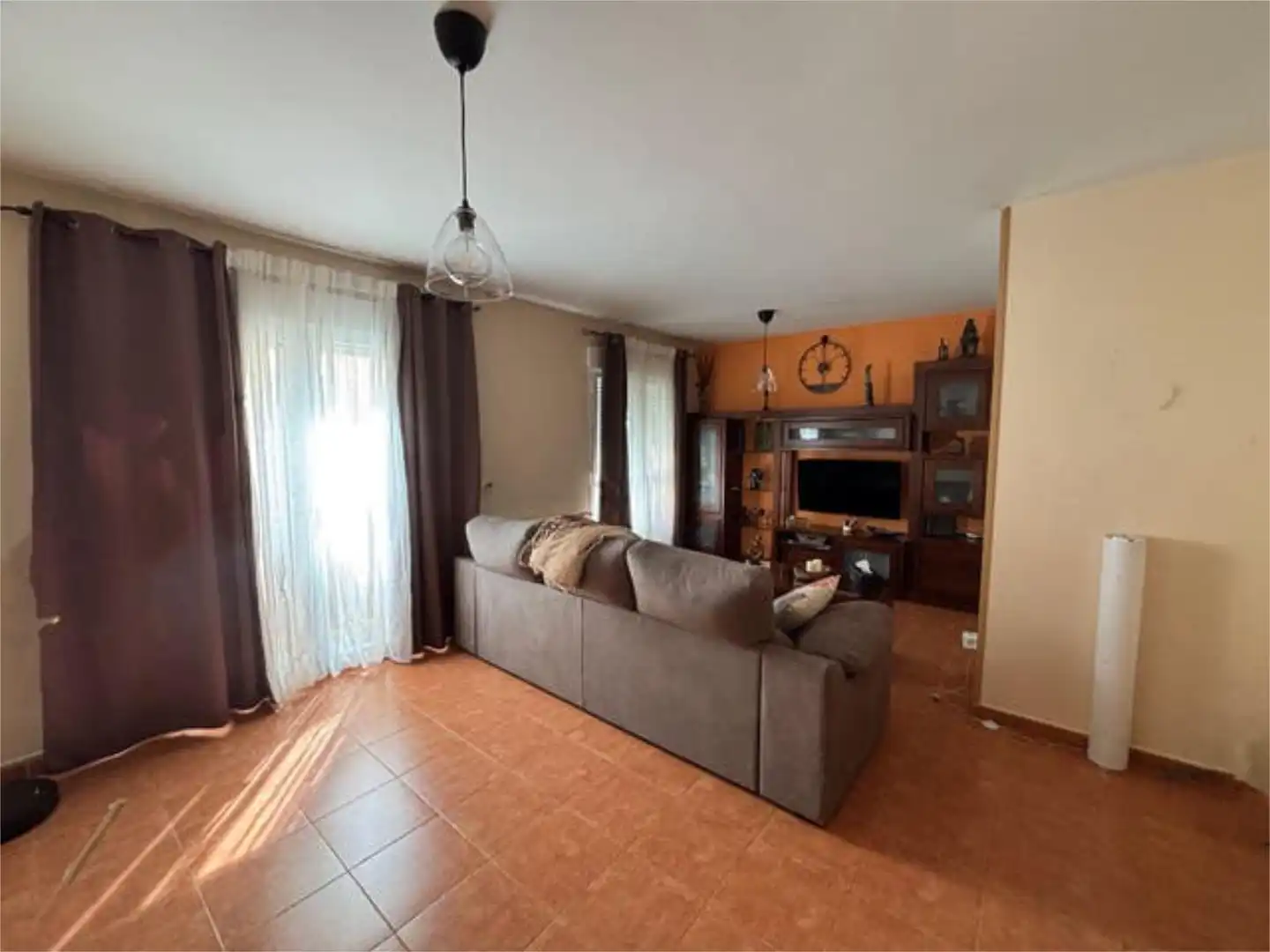 Casa adosada en venta en Encinillas Sala de estar de Casa adosada en venta en Encinillas con Calefacción, Terraza y Trastero
