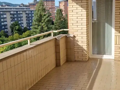 Piso de alquiler en Mendebaldea - Ermitagaña Piso de alquiler en Mendebaldea - Ermitagaña