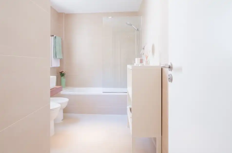 Flat for rent in Carrer de Can Sanç, 8, Palma de Mallorca Bathroom of Flat for rent in Palma de Mallorca with Air Conditioner