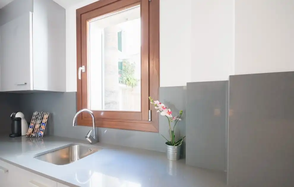 Flat for rent in Carrer de Can Sanç, 8, Palma de Mallorca Kitchen of Flat for rent in Palma de Mallorca with Air Conditioner