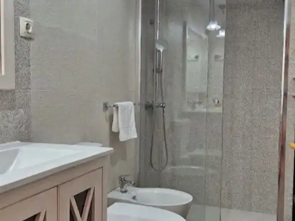 Baño de Piso en venta en Sabadell con Aire acondicionado, Terraza y Balcón