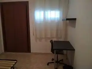 Piso de alquiler en Calle Beatriz de Suabia, 158, Barrio del Nervión Habitación de Piso de alquiler en Sevilla con Aire acondicionado, Terraza y Amueblado