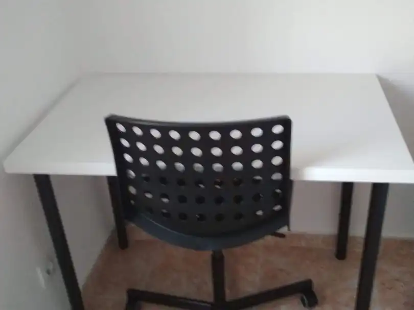 Piso de alquiler en Calle Beatriz de Suabia, 158, Barrio del Nervión Piso de alquiler en Sevilla con Aire acondicionado, Terraza y Amueblado