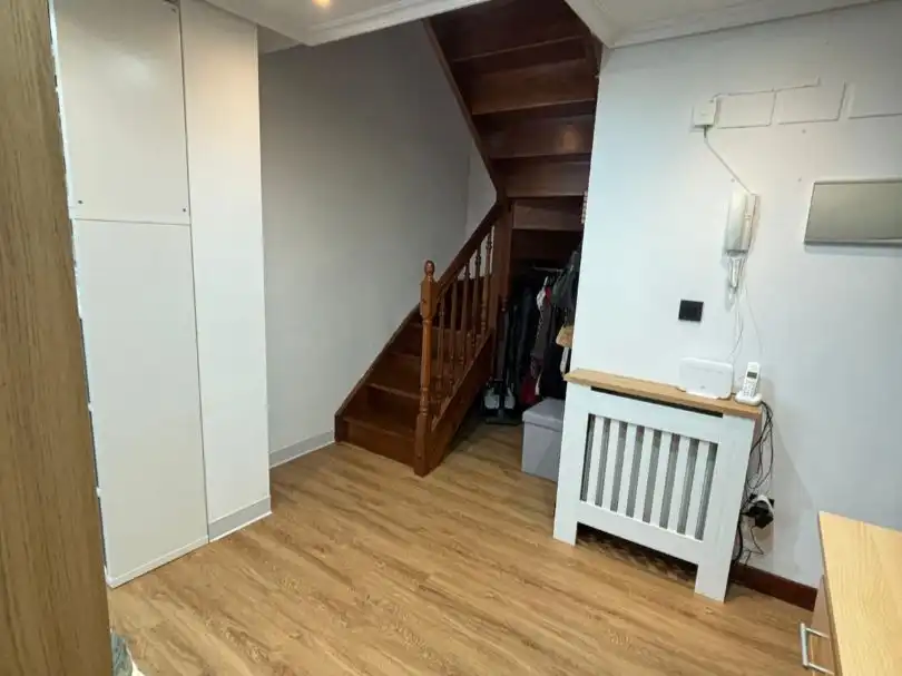 Maisonette zum Verkauf in Maria Juncal Labandibar Kalea, 48, Irun Maisonette zum Verkauf in Irun mit Terrasse und Balkon