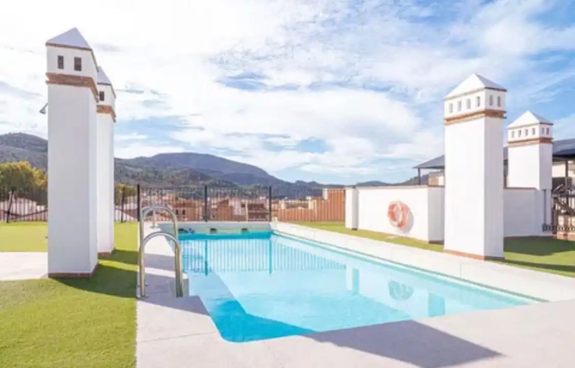 Piso de alquiler en Calle San Francisco, Vélez de Benaudalla Piscina de Piso de alquiler en Vélez de Benaudalla con Aire acondicionado, Jardín privado y Terraza