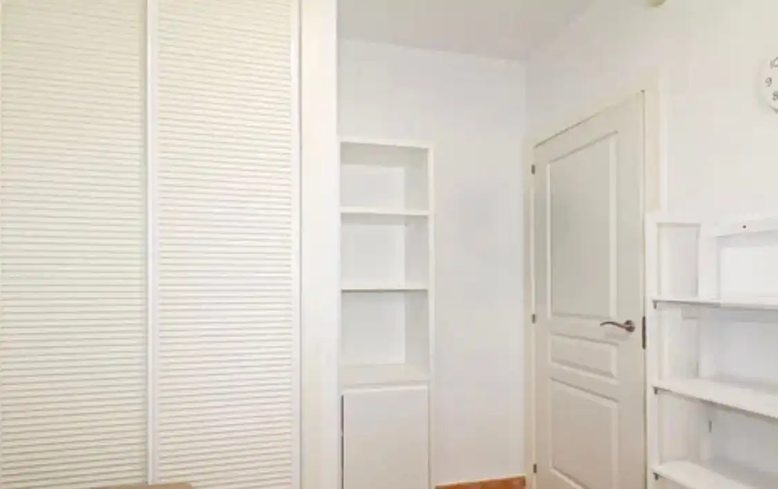 Piso de alquiler en Calle San Francisco, Vélez de Benaudalla Habitación de Piso de alquiler en Vélez de Benaudalla con Aire acondicionado, Jardín privado y Terraza