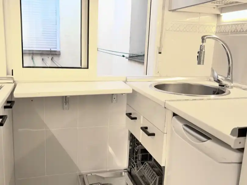 Flat for rent in Calle de Andalucía, 9, Adelfas Kitchen of Flat for rent in Madrid with Air Conditioner, Heating and Furnished