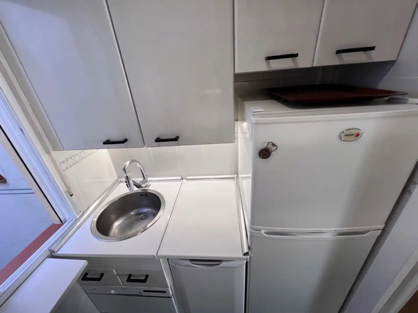 Flat for rent in Calle de Andalucía, 9, Adelfas Kitchen of Flat for rent in Madrid with Air Conditioner, Heating and Furnished