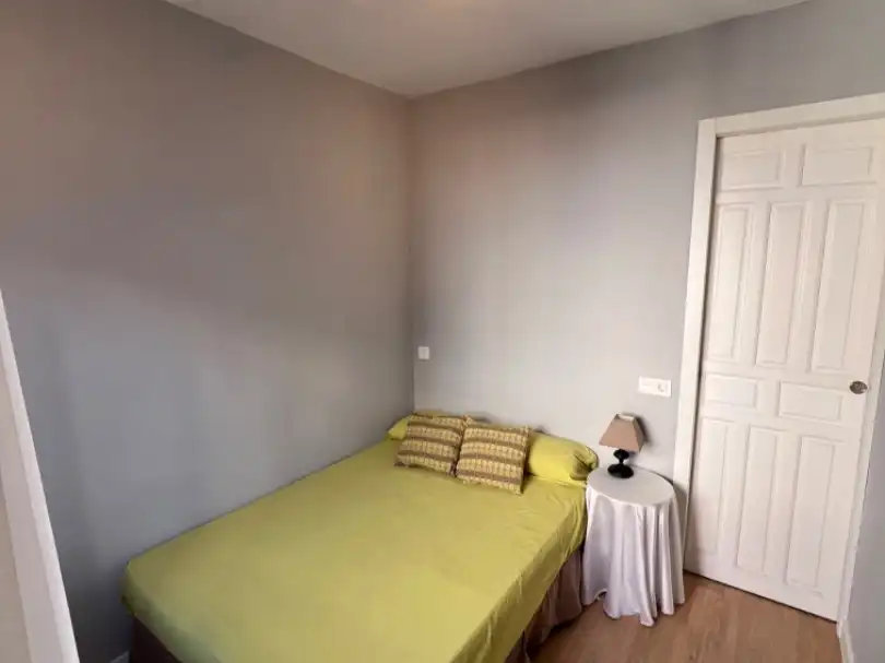 Flat for rent in Calle de Andalucía, 9, Adelfas Bedroom of Flat for rent in Madrid with Air Conditioner, Heating and Furnished
