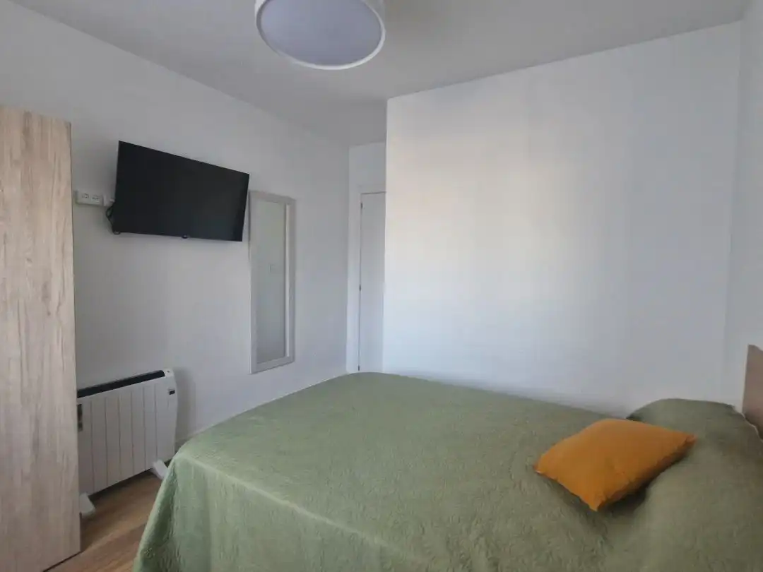 Piso en venta en Calle Hermanos Quintero, 5, Carretas - Pajarita Habitación de Piso en venta en Albacete Capital con Terraza