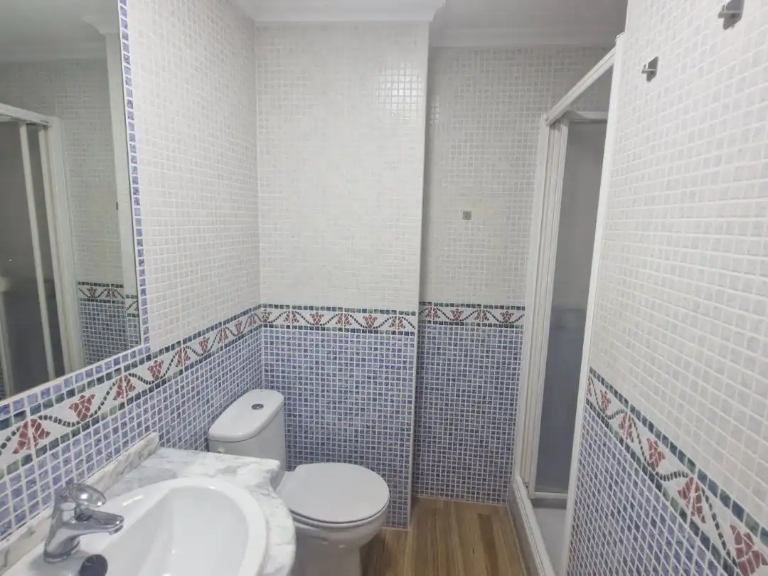 Piso en venta en Calle Hermanos Quintero, 5, Carretas - Pajarita Baño de Piso en venta en Albacete Capital con Terraza