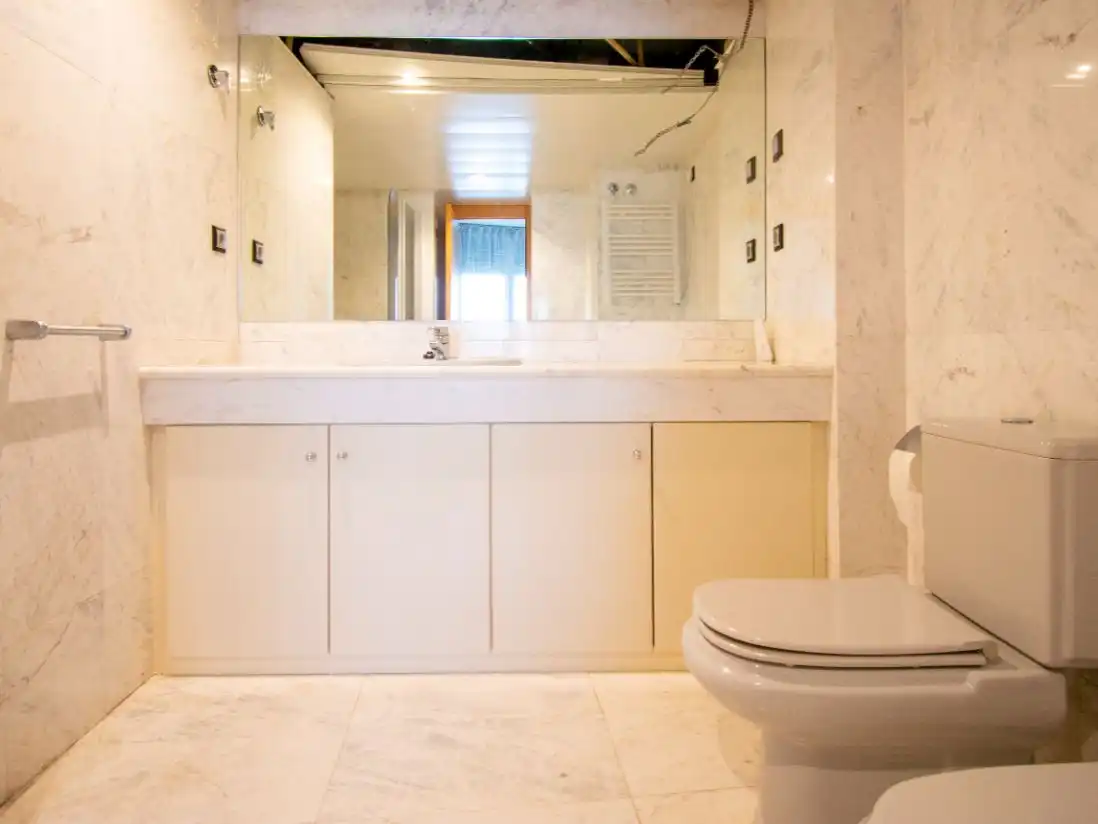 Piso de alquiler en Carrer Saragossa, 1, Castelldefels Baño de Piso de alquiler en Castelldefels con Aire acondicionado, Piscina y Balcón