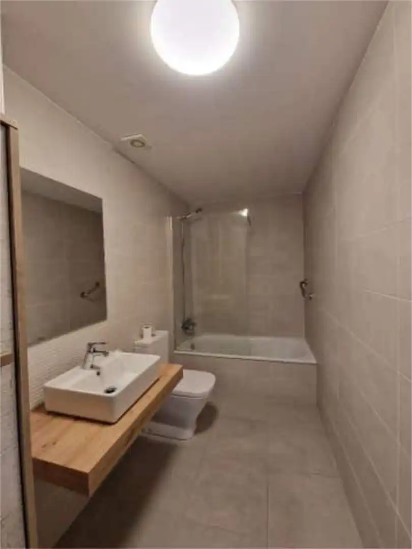 Apartamento en venta en Vilanova de Arousa Baño de Apartamento en venta en Vilanova de Arousa con Trastero