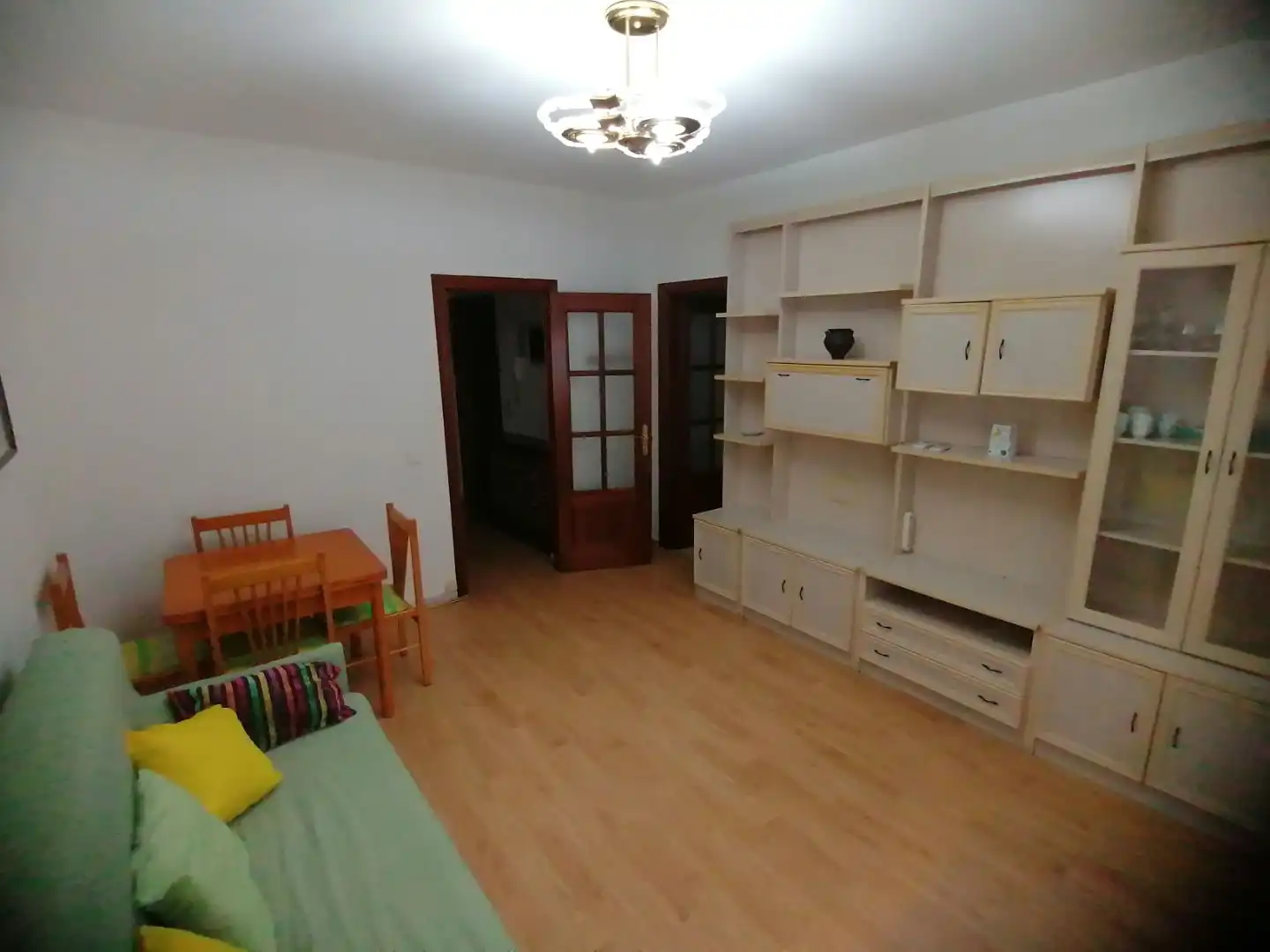 Piso de alquiler en Calle de Llanos de Escudero, 17, Pueblo Nuevo Sala de estar de Piso de alquiler en Madrid con Calefacción y Amueblado