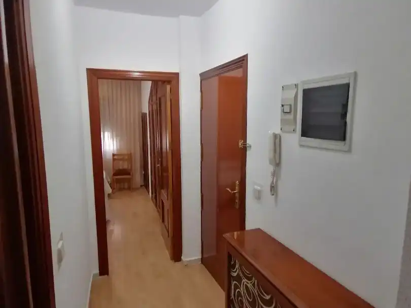 Piso de alquiler en Calle de Llanos de Escudero, 17, Pueblo Nuevo Piso de alquiler en Madrid con Calefacción y Amueblado