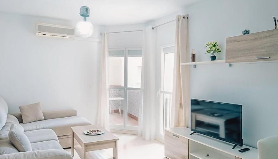 Piso en venta en Calle Domingo Ortega, 21, Los Boliches, Fuengirola - imagen 1 Foto 1 de Piso en venta en Calle Domingo Ortega, 21, Los Boliches, Fuengirola