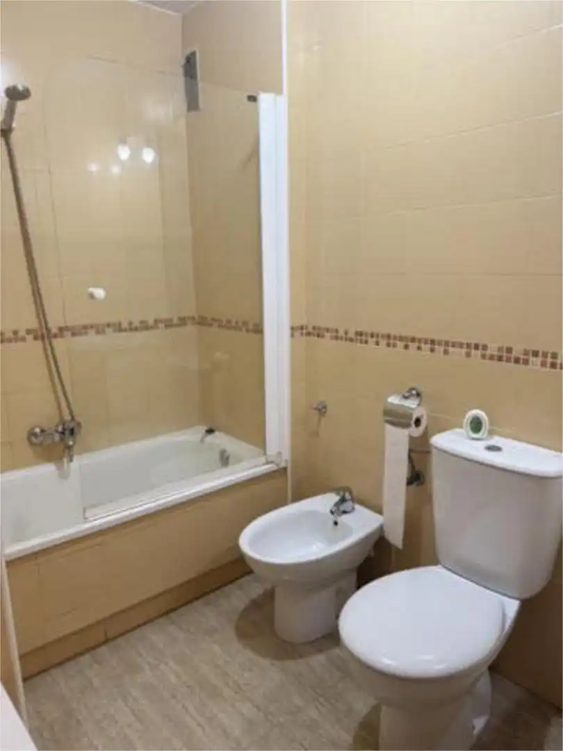 Piso de alquiler en Barrio de la Concepción Baño de Piso de alquiler en Cartagena con Amueblado