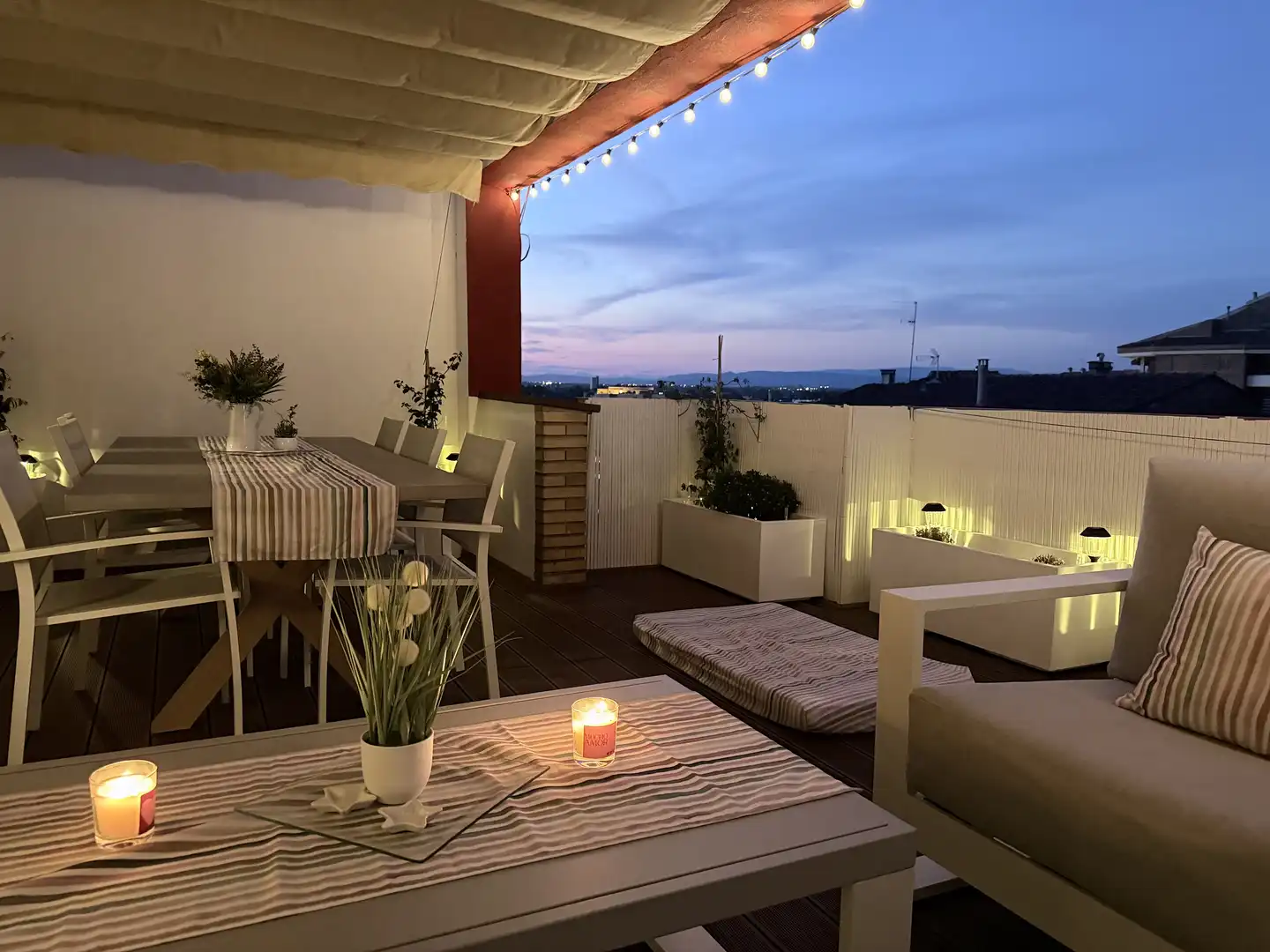Dachboden zum Verkauf in Carrer Nadal Meroles, 11, Príncep de Viana - Clot -Xalets Humbert Torres Terrasse von Dachboden zum Verkauf in Lleida mit Klimaanlage, Heizung und Parkett