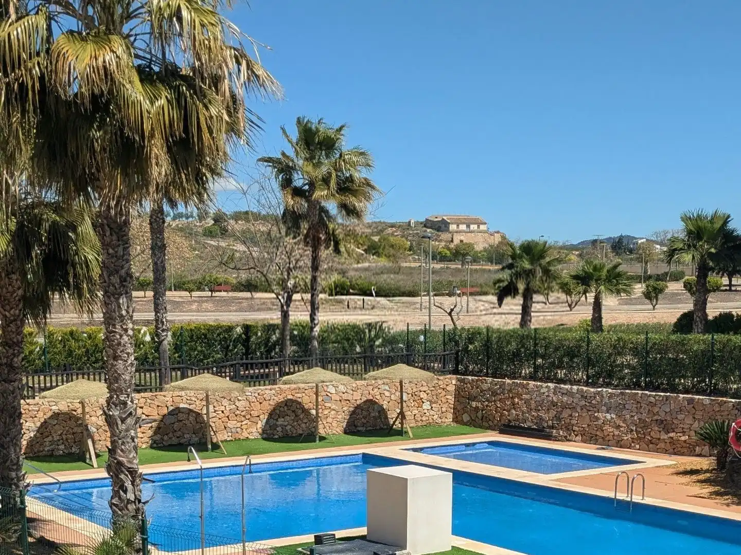 Schwimmbecken von Wohnung zum Verkauf in  Murcia Capital mit Klimaanlage, Terrasse und Schwimmbad