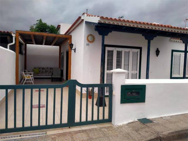 Casa-chalet en Alquiler en Arico