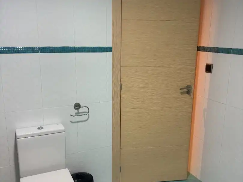 Wohnung zur Miete in Carrer Passeig del Parc, 1, Almussafes Badezimmer von Wohnung zur Miete in Almussafes mit Klimaanlage, Heizung und Terrasse