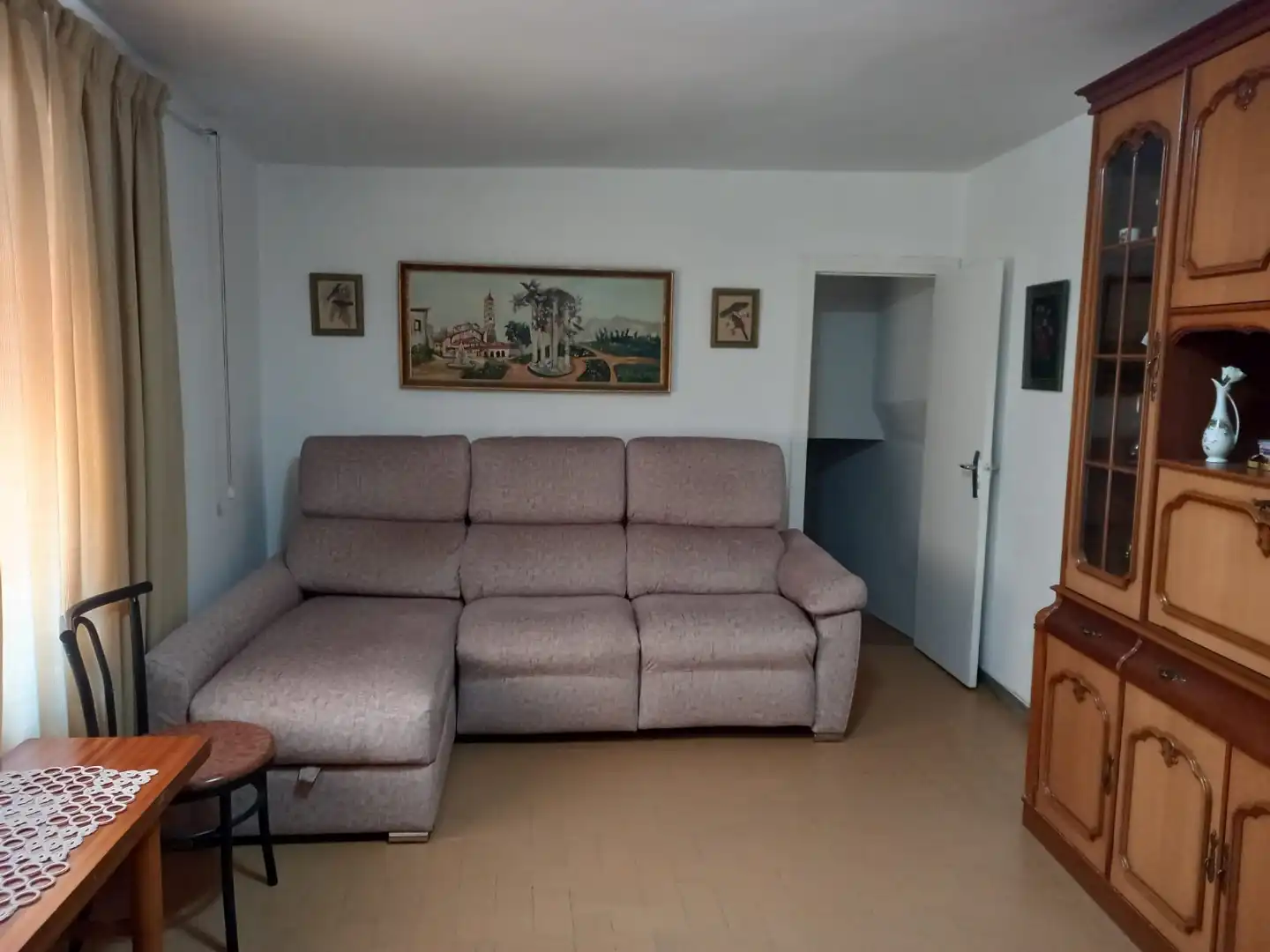 Casa adosada en venda a Calle San Juan Alta, 44, Borja Sala d'estar de Casa adosada en venda en Borja amb Aire condicionat, Calefacció i Terrassa