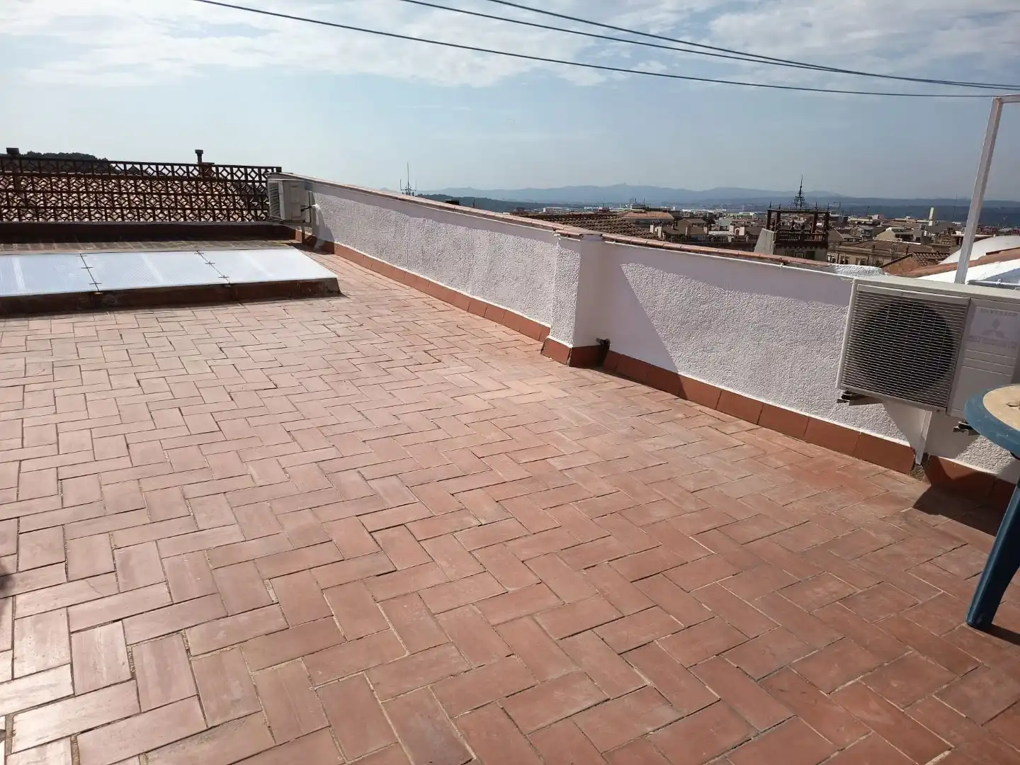 Casa adosada en venta en Carrer de Les Roques, 9, Poble - Casc Antic Terraza de Casa adosada en venta en Castellar del Vallès con Aire acondicionado, Terraza y Balcón