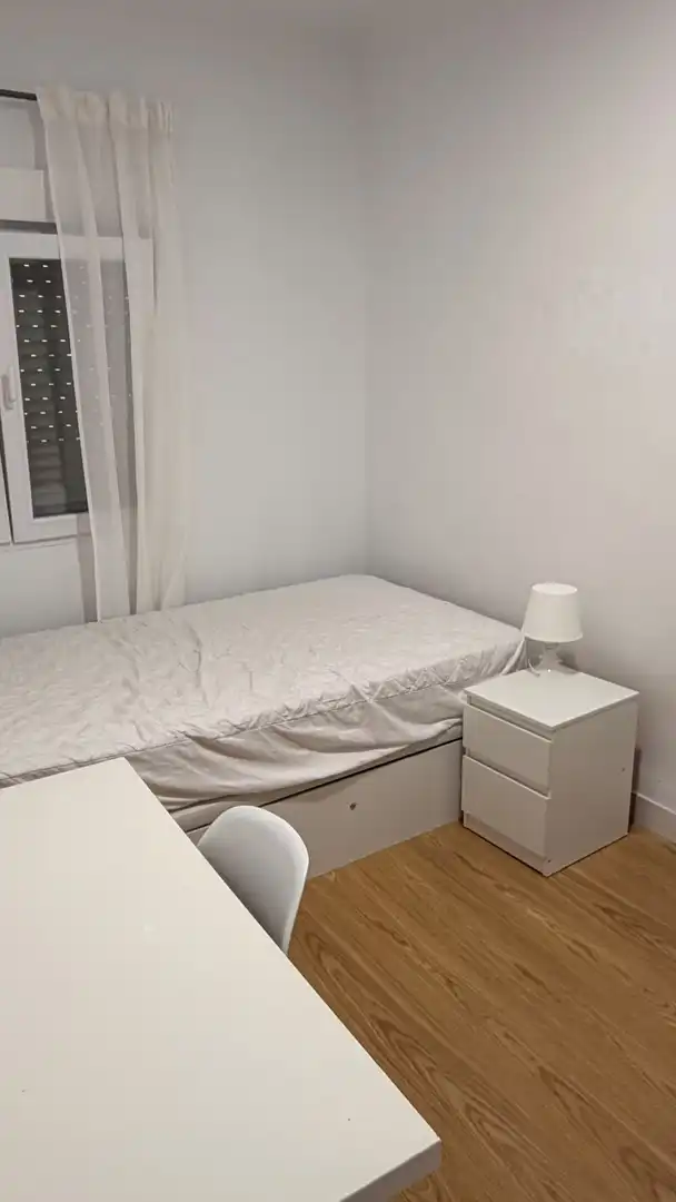 Habitación en Calle de Estoril, 2, Abrantes Habitación en Calle de Estoril, 2, Abrantes